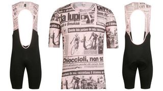 The base layer and bibs are covered in newspaper prints from the Gazzetta dello Sport