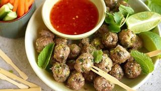 easy-lamb-recipes-lamb-mini-meatballs-with-a-taste-of-thailand