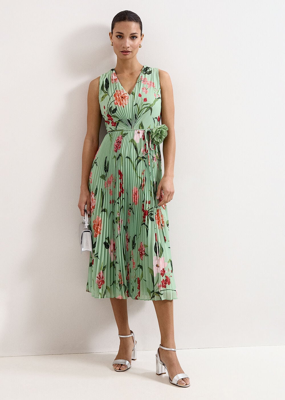 Simara Sleeveless Floral Midi Dress