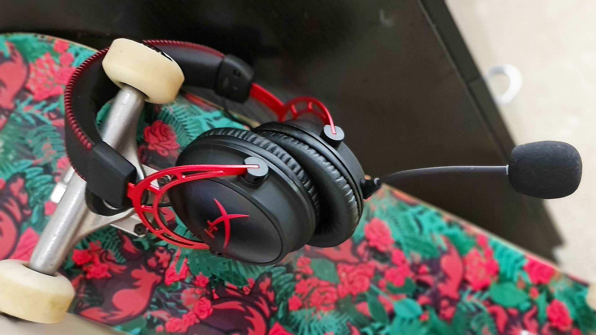 The HyperX Cloud Alpha Wireless headset in testing