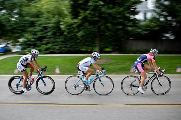 An early break in the womens race gets up the road.