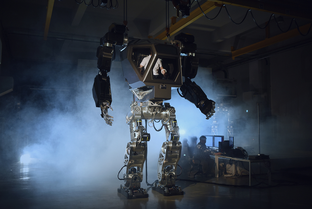 Don't Be by This Giant 'Mech' Robot | Live Science