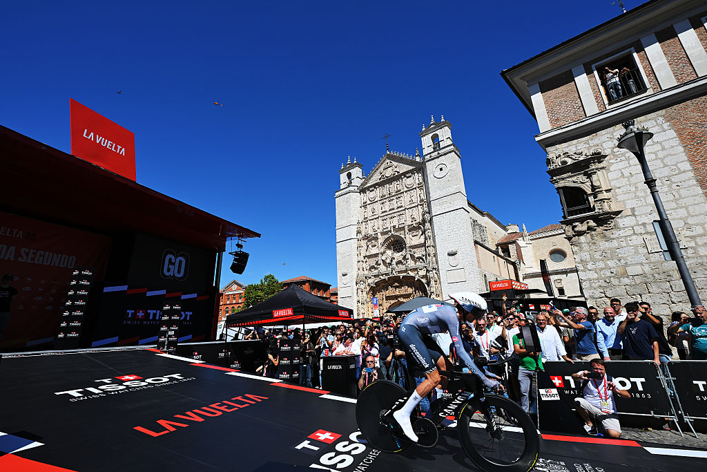 VALLADOLID, SPAIN - SEPTEMBER 11: Oscar Rieseek of Netherlands and Team Alpecin - Deceuninck competes during the La Vuelta - 80th Tour of Spain 2025, Stage 18 a 12.2km individual time trial stage from Valladolid to Valladolid / Stage shortened for safety reasons / #UCIWT / on September 11, 2025 in Valladolid, Spain. (Photo by Tim de Waele/Getty Images)