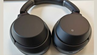 Sony WH-1000XM3 black