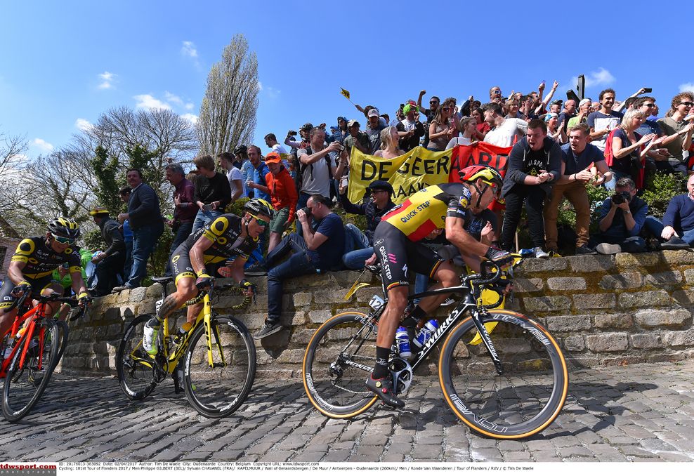 Philippe Gilbert (Quick-Step Floors) leads the bunch on the Muur