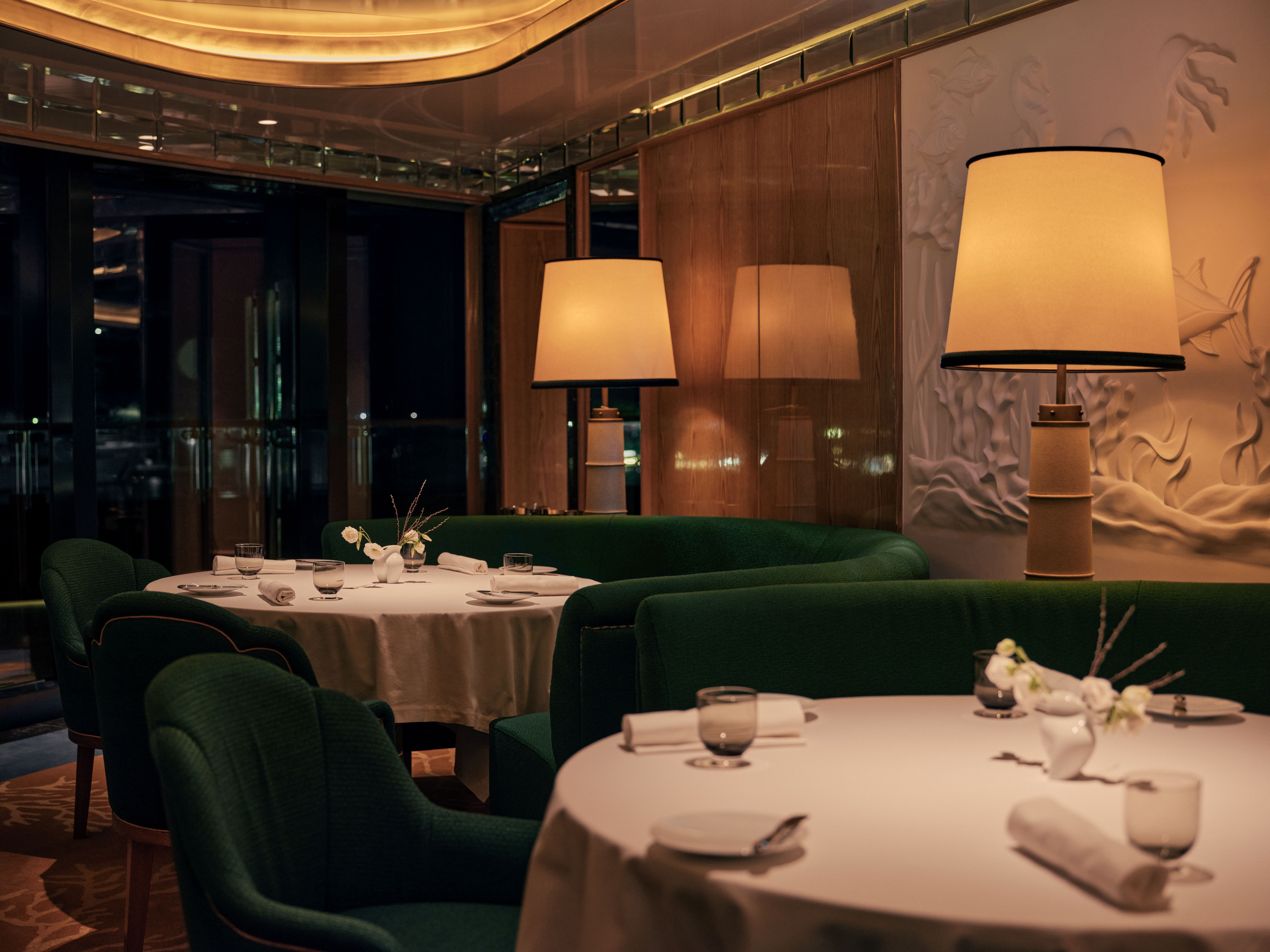 four seasons i yatch review