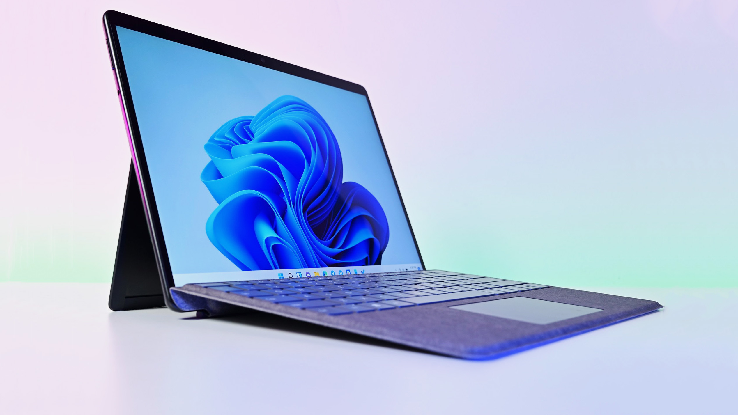 Windows Surface vs. Apple iPad: The 3 Best Pro Tablets of 2024