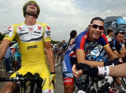 David Millar and George Hincapie share a joke in 2006 at the Dauphine