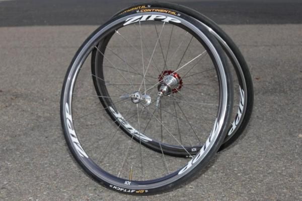 Zipp's aero, alloy, 101 wheelset.