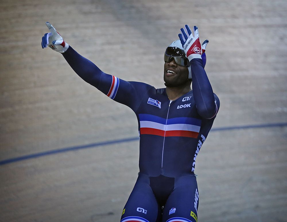 France&rsquo;s Gregory Bauge celebrates his world title