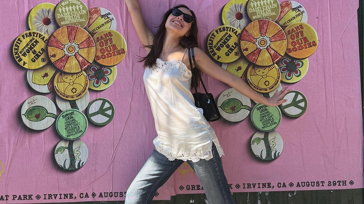 The Cool Girl Way to Wear Bootcut Jeans Doesn't Include Boots At All