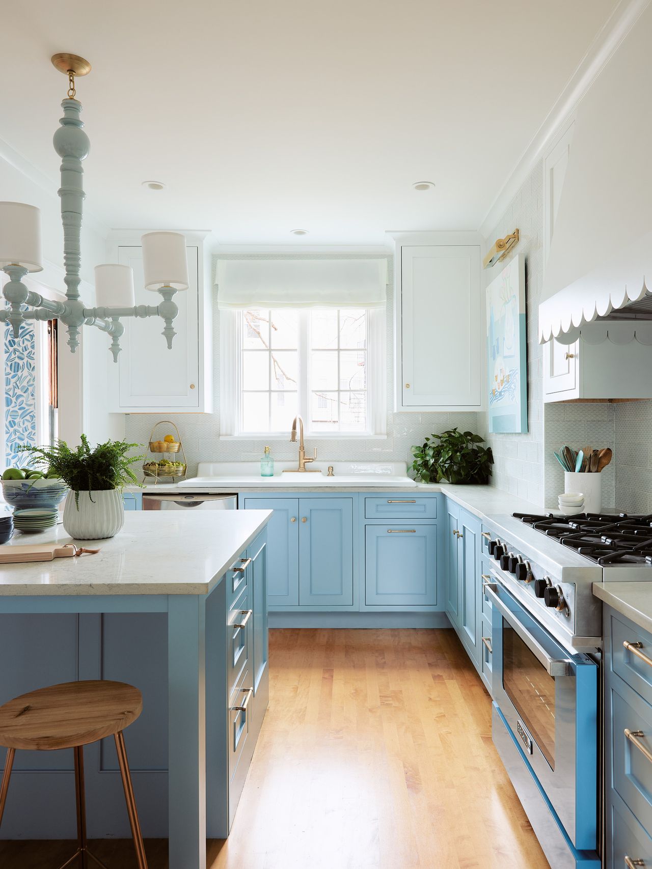 20 spaces that show off blue and white decor – stylishly | Homes and ...