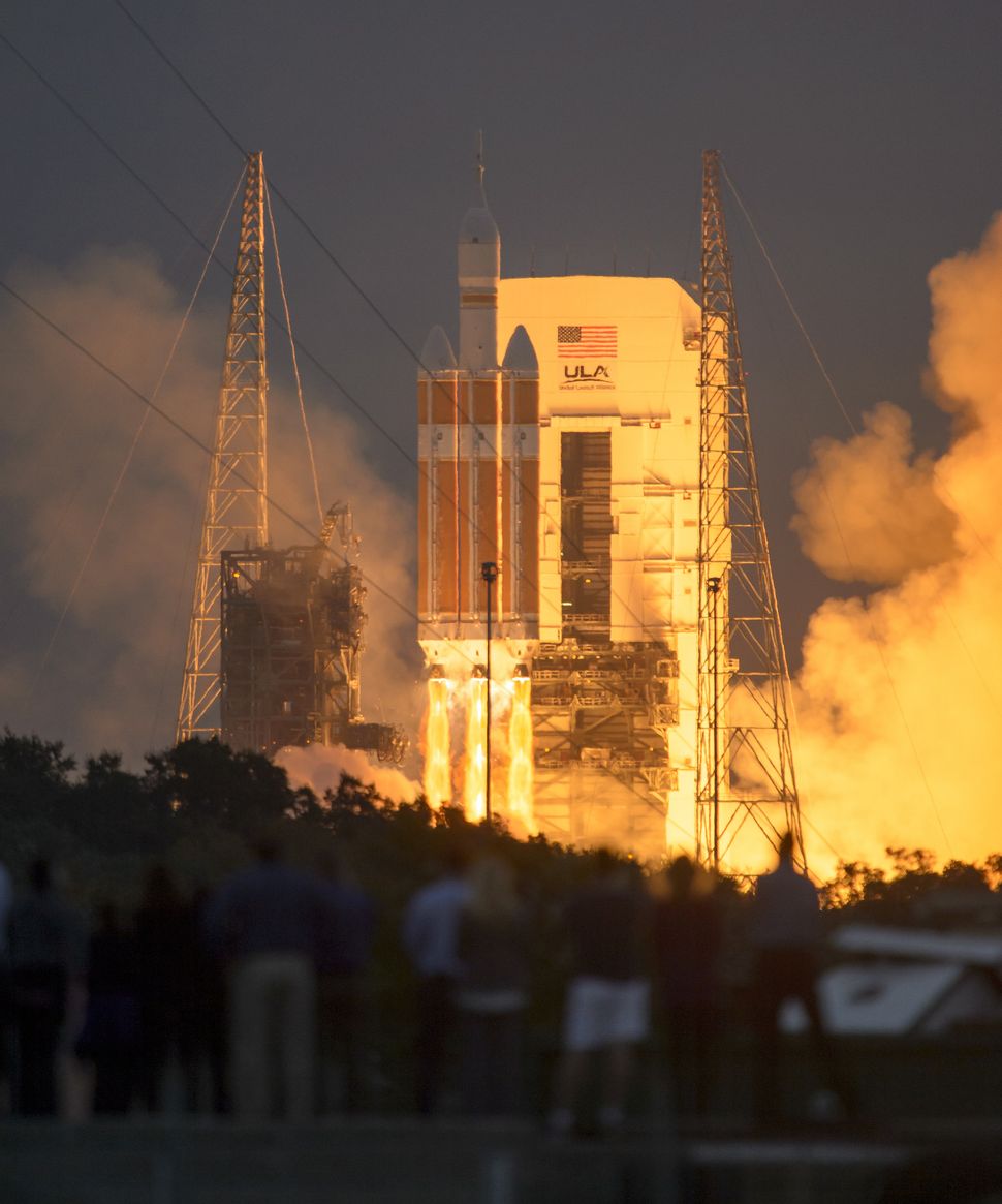 NASA's Orion Crew Capsule Has Flown on a Commercial Rocket Before (Video)