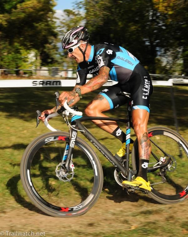 Ben Berden (Raleigh-Clement) riding with the leaders on lap two