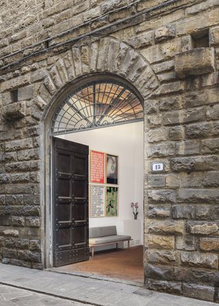 Borgo San Jacopo Room entrance from street