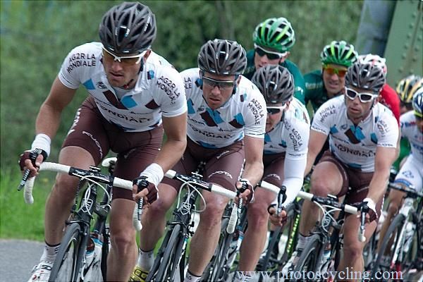 AG2R-La Mondiale's Anthony Ravard and S&eacute;bastien Hinault at the head of the peloton.