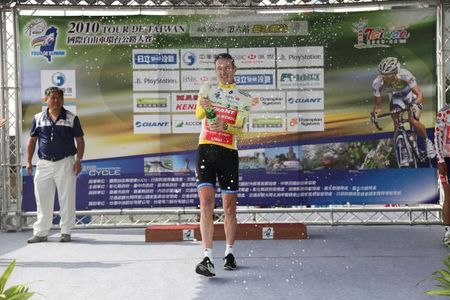 David McCann pops another cork after holding his lead on stage 6