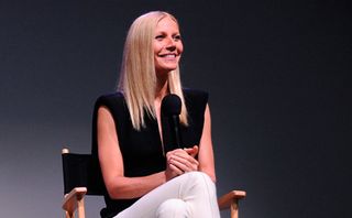 Gwyneth Paltrow dresses down for Apple store appearance