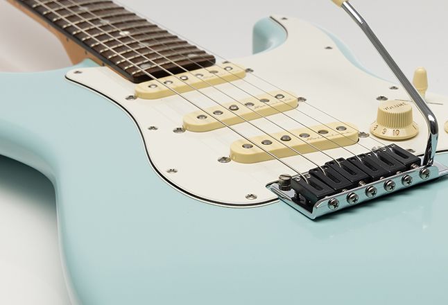 Fender Japan debuts Rei ‘R246’ Stratocaster | Guitar World