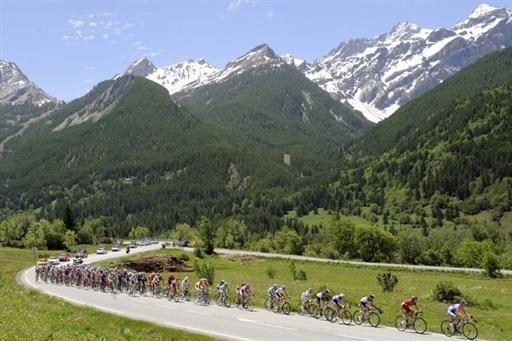 The route to Grenoble was quite scenic.