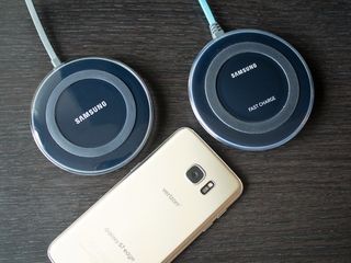 Qi chargers from Samsung