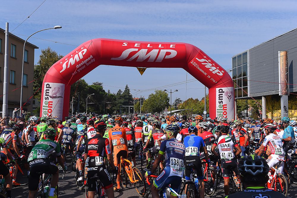 The start of Giro dell'Emilia
