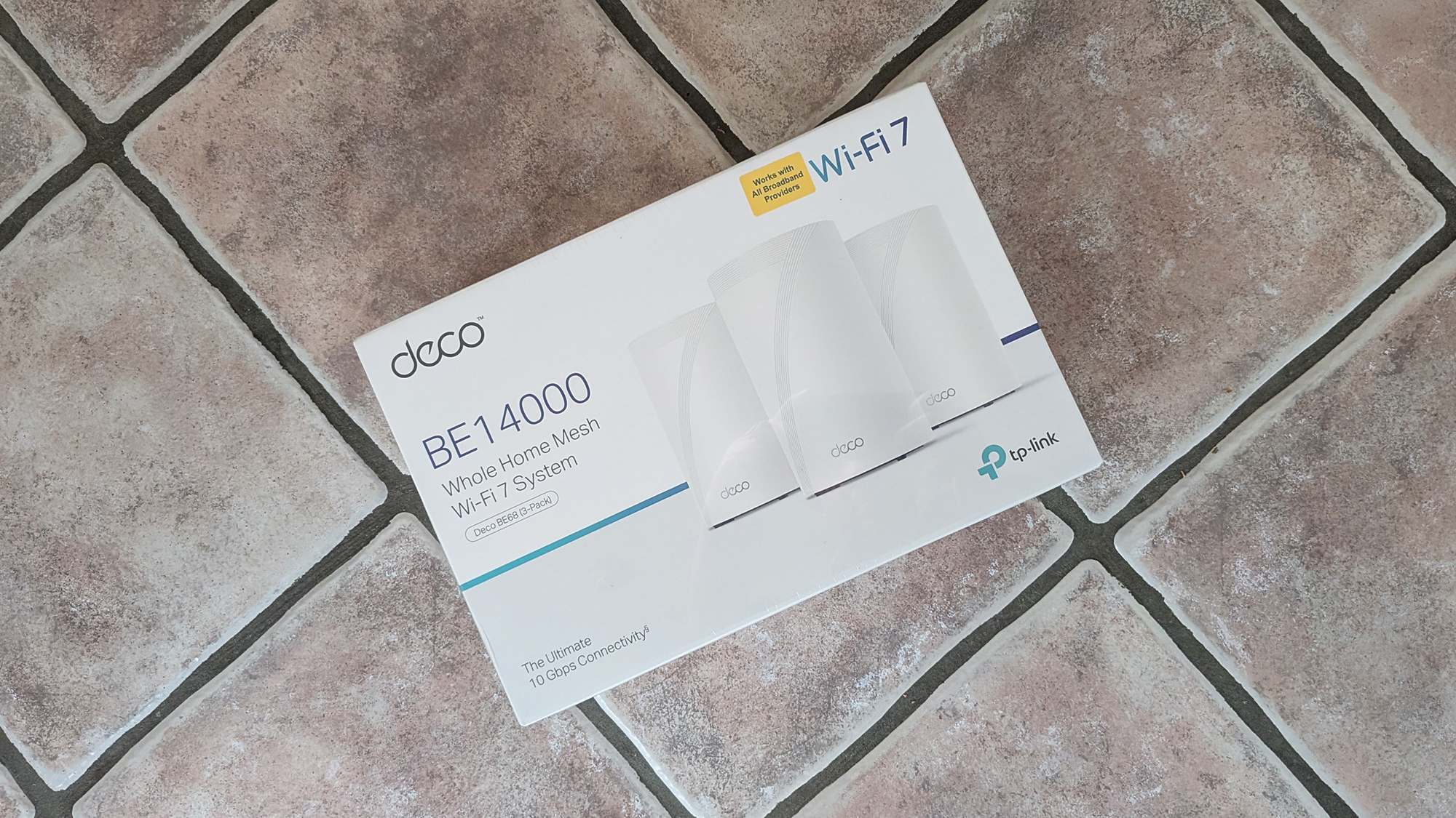 TP-Link Deco BE68 box
