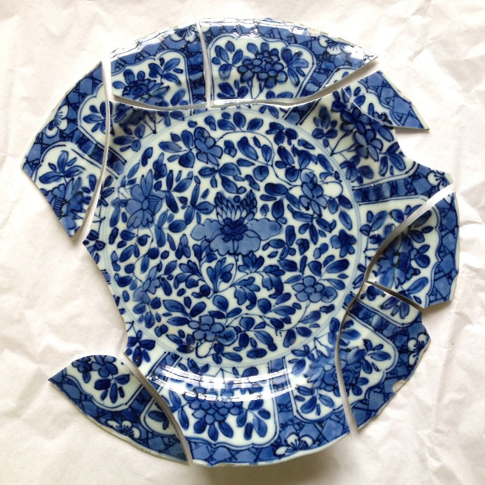 Blue and white porcelain plate