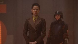 Ravonna Lexus Renslayer