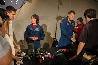 Students Talk Space with ISS Crew, Educator Astronaut