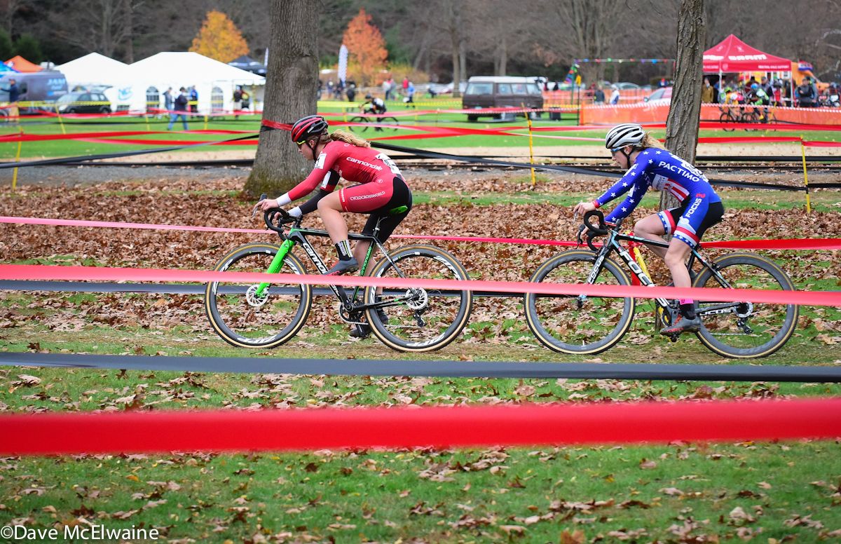 Emma White (Cyclocrossworld.com) leading Ellen Noble (JAM/NCC/Vittoria) during lap one