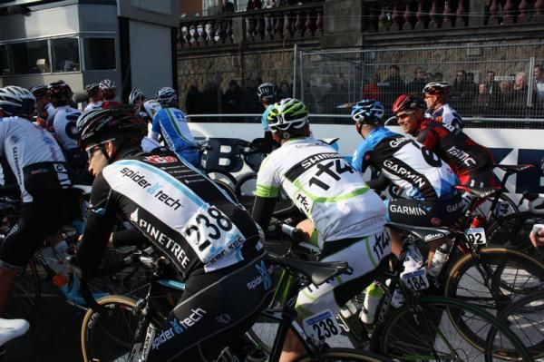 The bunch begins to gather on the startline