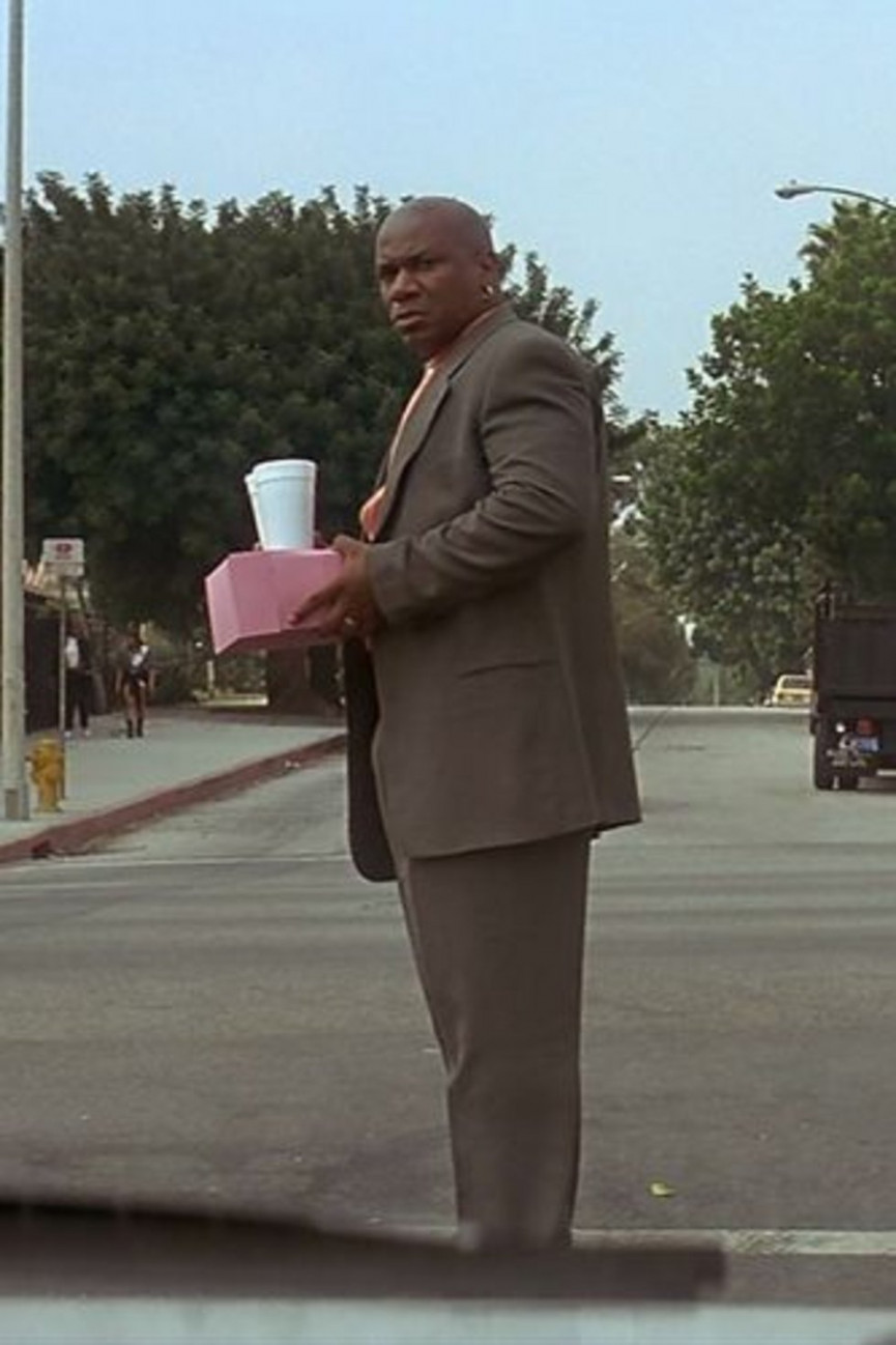 50-things-you-probably-didnt-know-about-pulp-fiction-49-1556676199-gSdu-column-width-inline