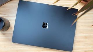 Microsoft Surface Laptop 3 lid