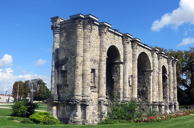 Porte de Mars, Champagne