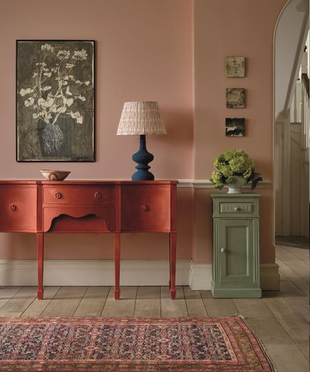 Vintage hallway furniture painted in Annie Sloan Chalk paint