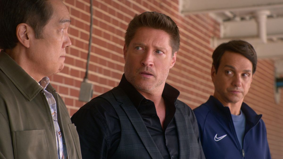 Yuji Okumoto as Chozen Toguchi, Sean Kanan as Mike Barnes, Ralph Macchio as Daniel LaRusso in episode 503 of Cobra Kai.