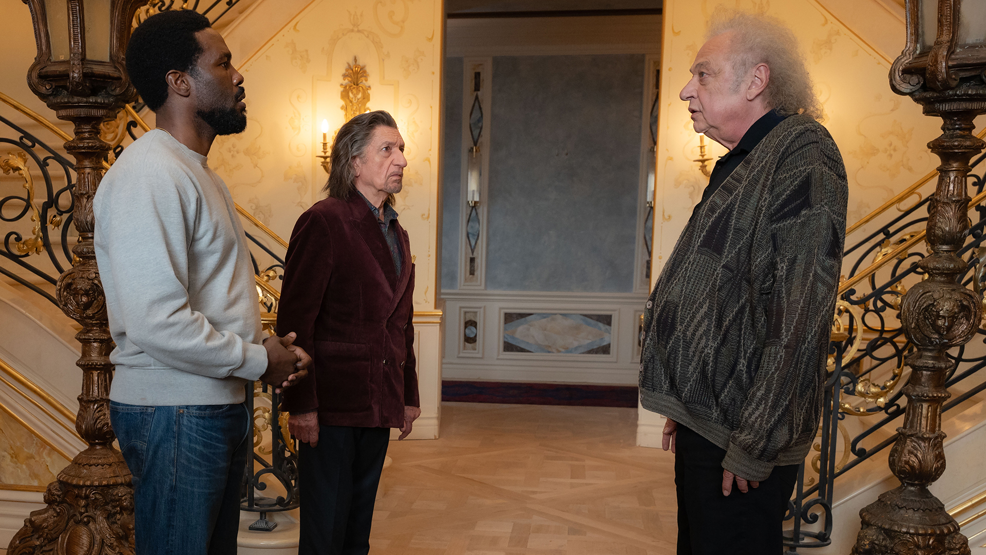 Simon Williams and Trevor Slattery looking at Von Kovak in the latter's mansion in Marvel's Wonder Man