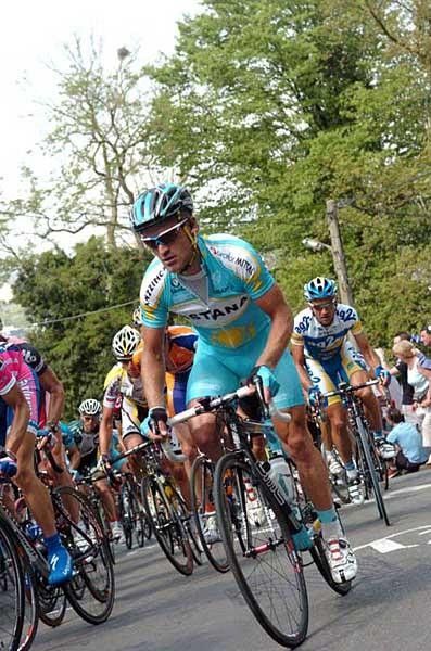 Matthias Kessler (Astana) up the Mur.