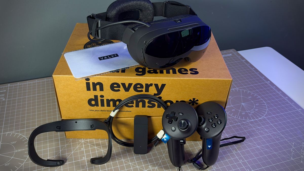 The Steam Frame on its box with the accessories included.