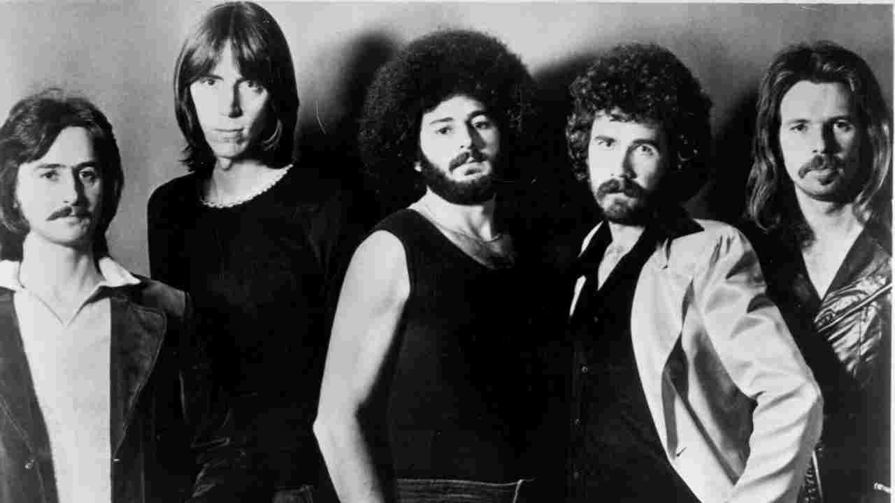 Boston posing for a photograph in 1976