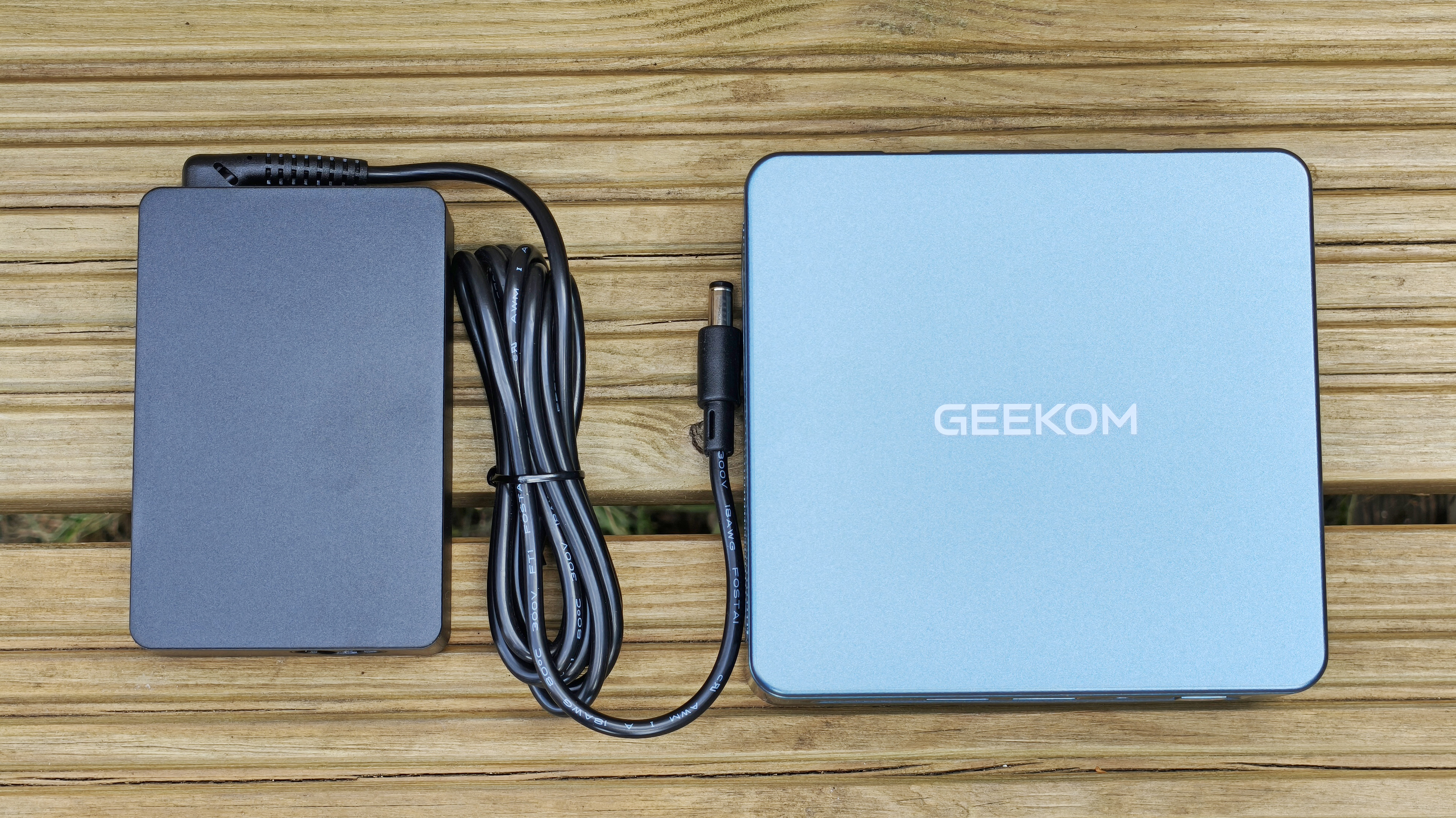 Geekom IT13 mini PC