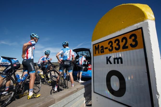 A brief rest for the riders during a training ride