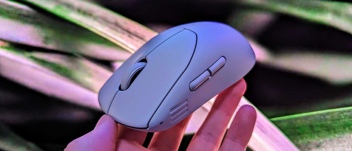 Image of the Alienware Pro Wireless Gaming Mouse.