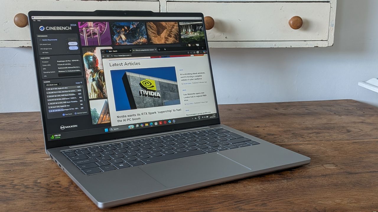 The Lenovo Idea Pad Slim 5x Gen 11 on a desk