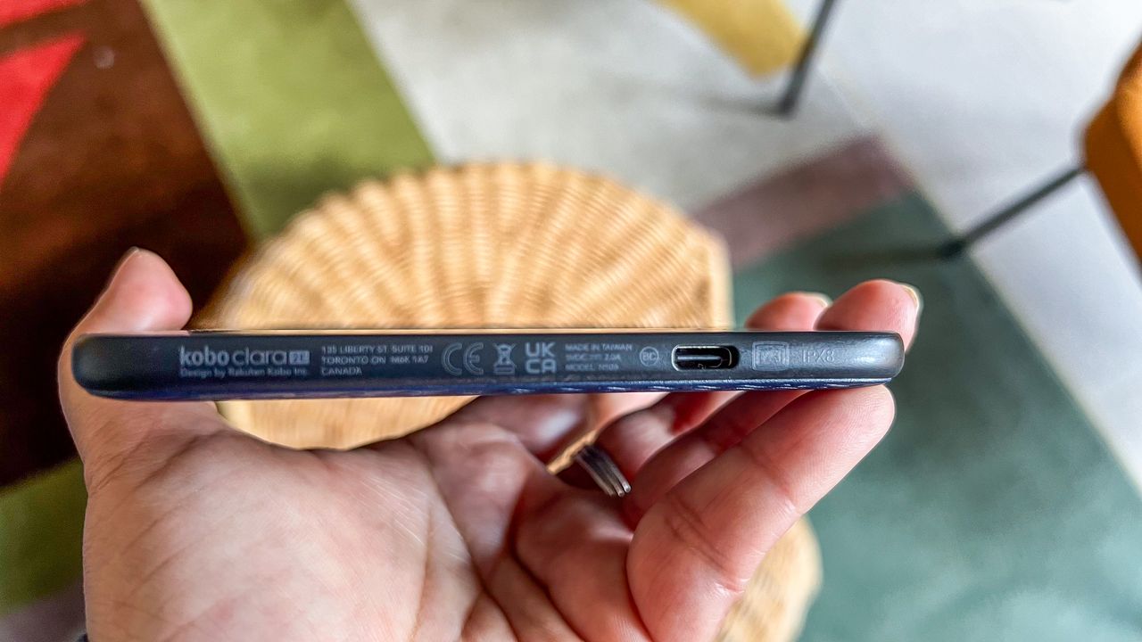The USB-C port on the Kobo Clara BW