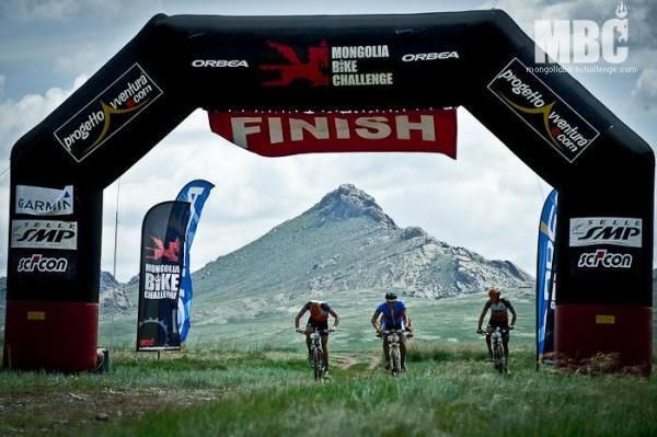 Tuguldur Tuulkhangai of the Mongolian Race Team takes the stage 2 win just ahead of Cory Wallace, Kris Sneddon and Barry Wicks of Team Kona