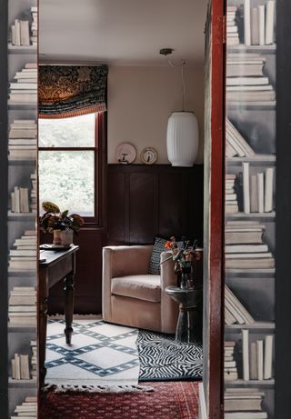 Wallpapered door trend