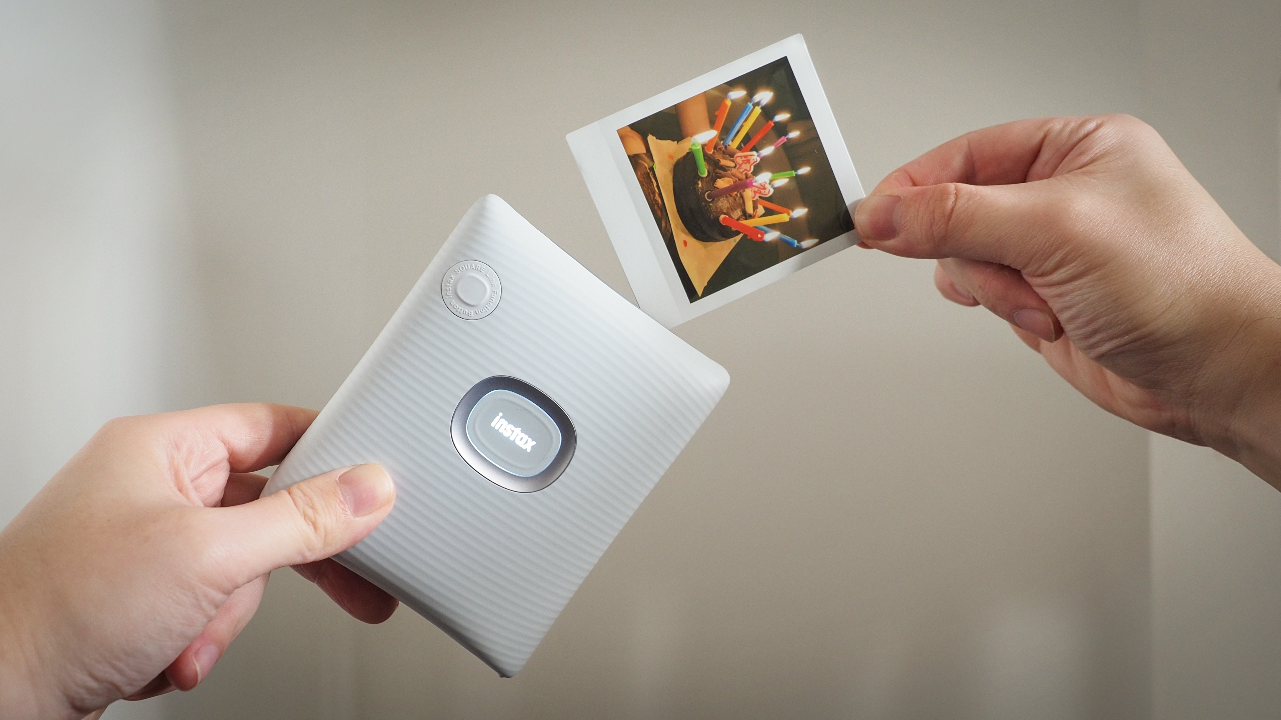 Review Fujifilm instax Square Link: Printer Smartphone Instan