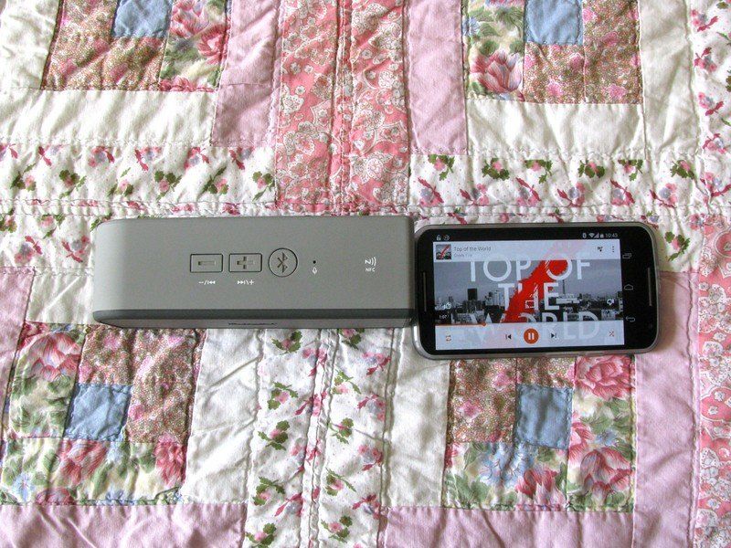 A speaker that&amp;#39;ll fit in your purse or maybe even your pocket - even if it shouldn&amp;#39;t go there.